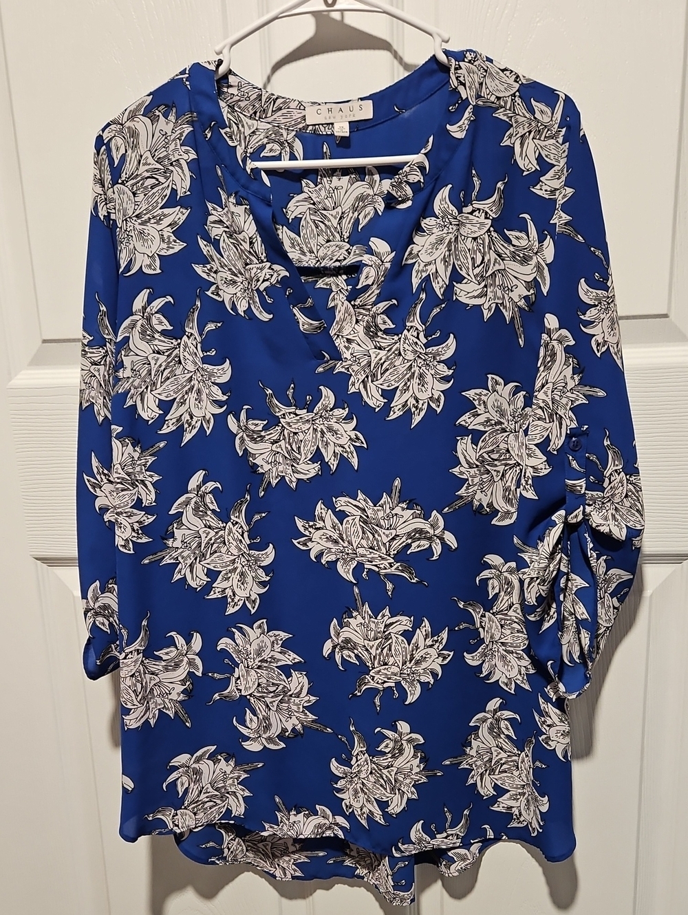 Chaus Cobalt Blue Floral V-Neck Top